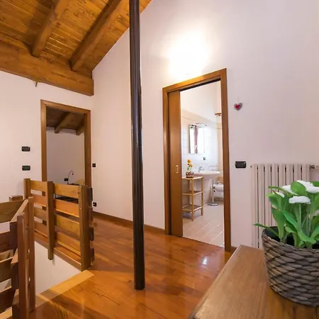 Sleeps 9 Holiday home *